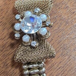 Gold Tone Pearl & Crystal Mesh Ring Elegant Women's Jewelry